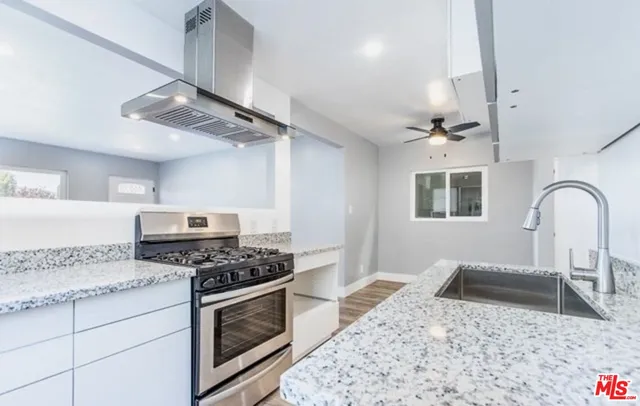 $779,000 | 24242 Pine Street, Santa Clarita, CA 91321