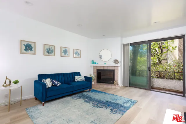 $559,000 | 8110 Manitoba Street, Unit 109, Playa del Rey, CA 90293