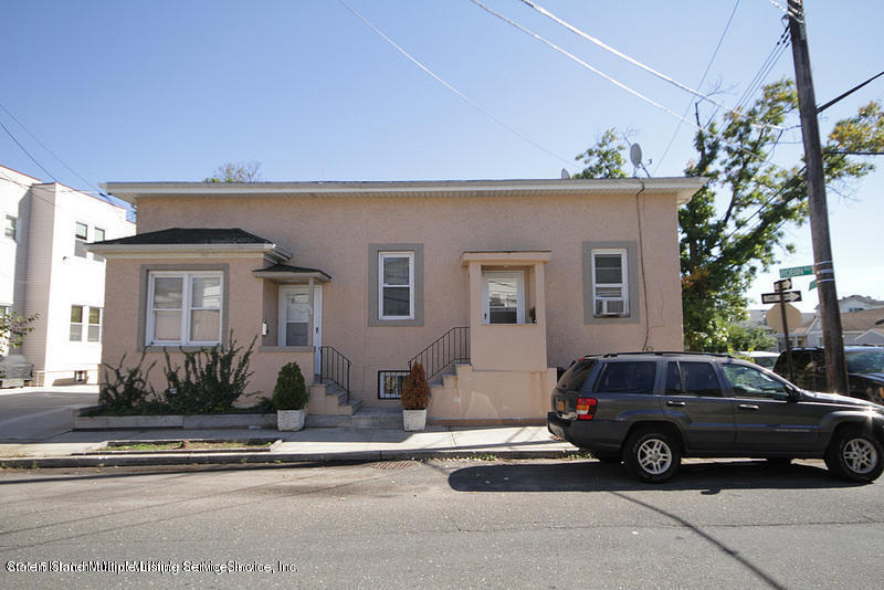 102-104 Robin Road Staten Island, NY 10305 - Photo 1 of 23 Front Of the house.
