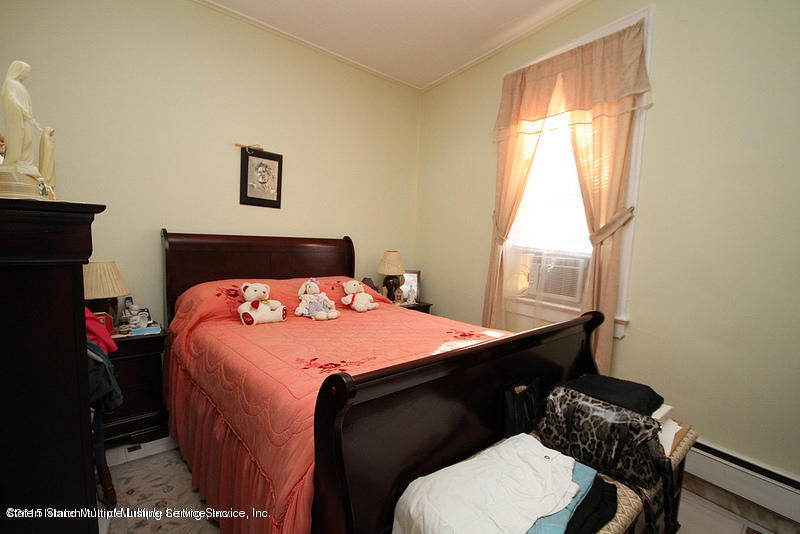 102-104 Robin Road Staten Island, NY 10305 - Photo 13 of 23 bedroom. Right Unit