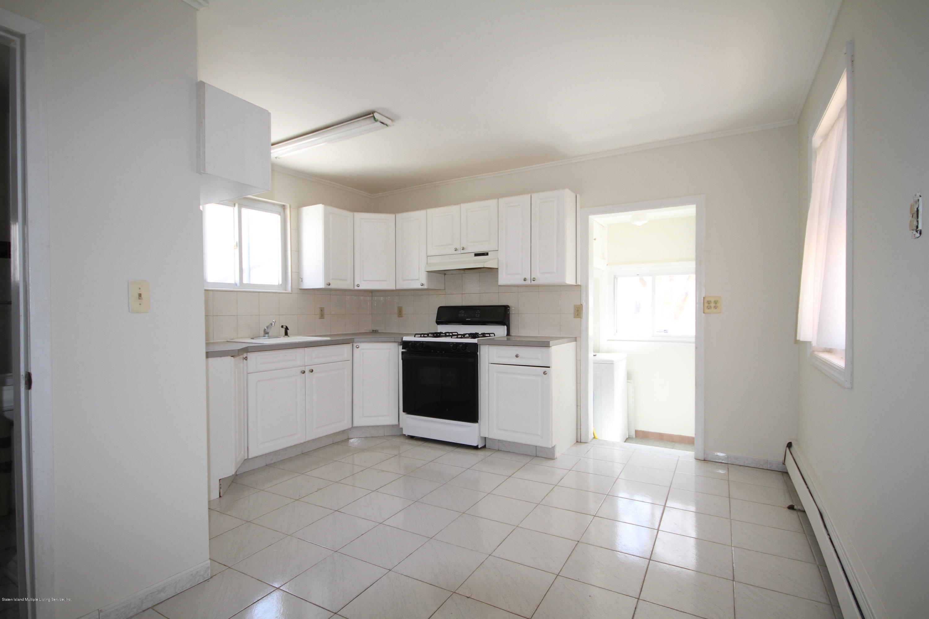 102-104 Robin Road Staten Island, NY 10305 - Photo 5 of 23 Kitchen View 2