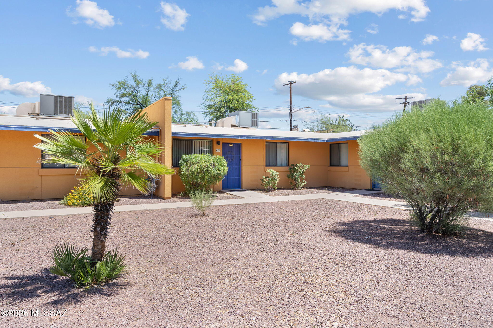 350 North Silverbell Road Tucson, AZ 85745 - Photo 17 of 21 Front Yard