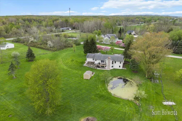 $475,000 | 2901 84th Street Southeast, Caledonia, MI 49316