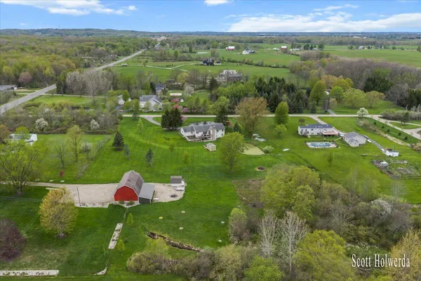 $475,000 | 2901 84th Street Southeast, Caledonia, MI 49316