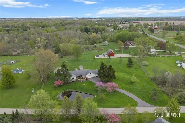 $475,000 | 2901 84th Street Southeast, Caledonia, MI 49316