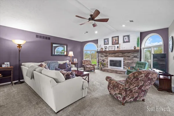 $475,000 | 2901 84th Street Southeast, Caledonia, MI 49316