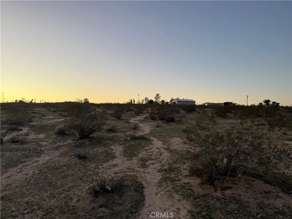 0 Campanula Street Joshua Tree, CA 92252 - Photo 11 of 20 a view of a house with a mountain