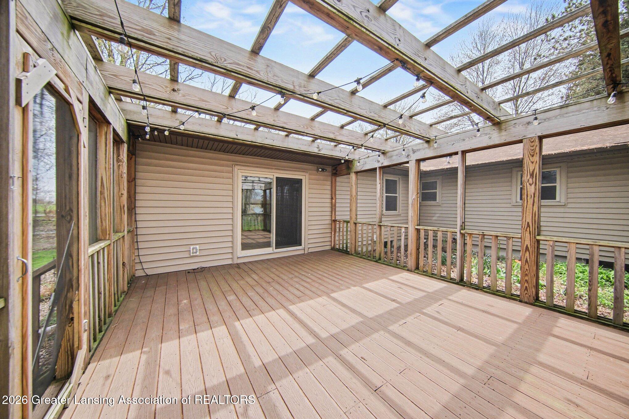 2898 North Every Road Mason, MI 48854 - Photo 37 of 44 sunporch