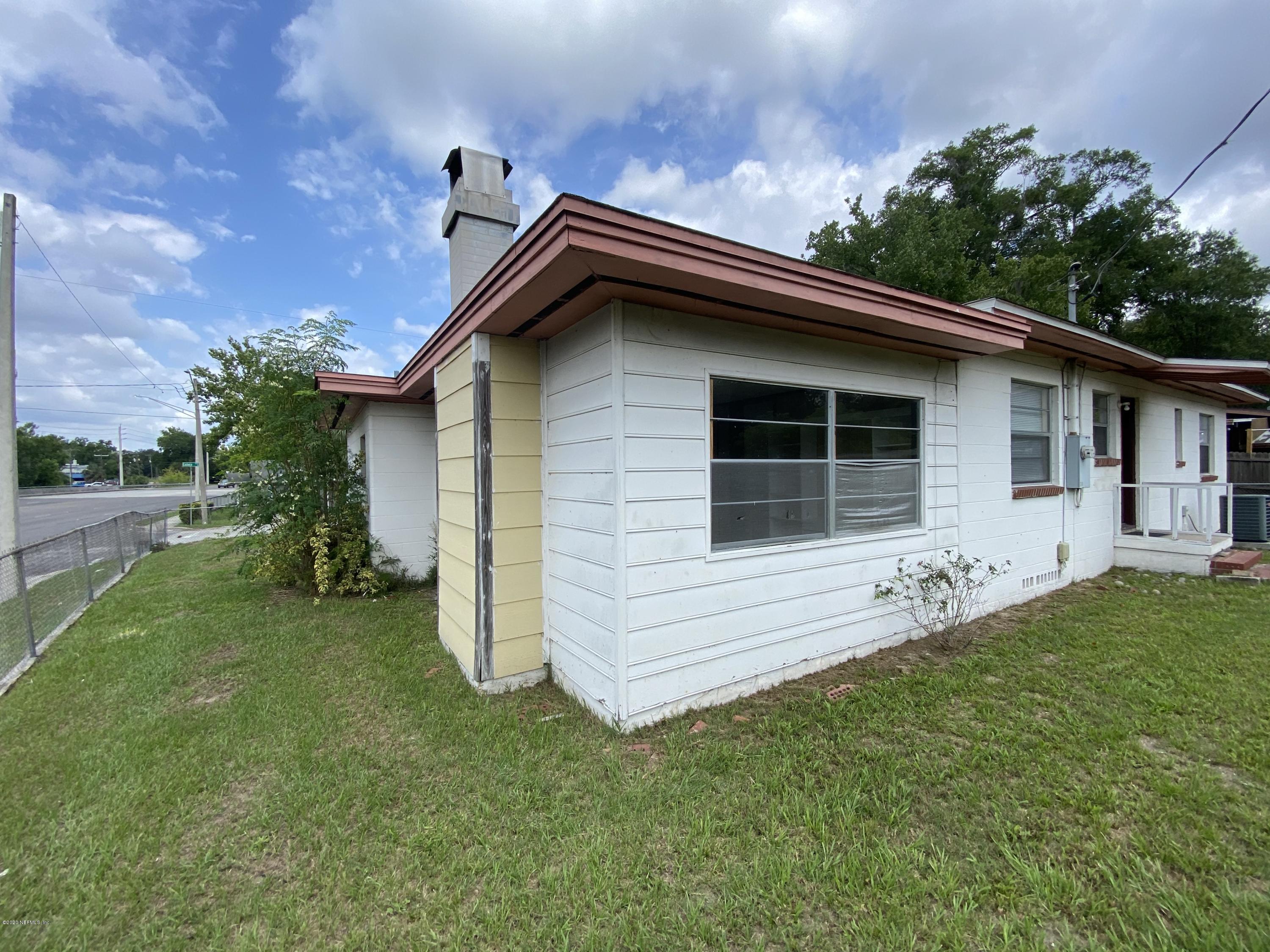 5441 Eulace Road Jacksonville, FL 32210 - Photo 4 of 15 IMG_2670
