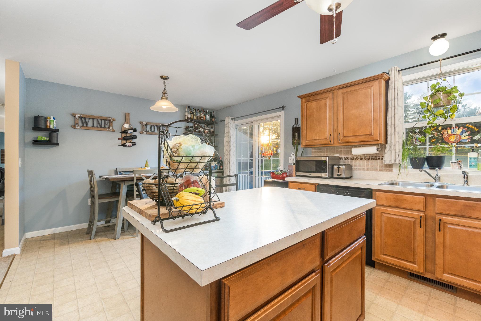 1826 Stoverstown Road Spring Grove, PA 17362 - Photo 13 of 55 Eat-in Kitchen