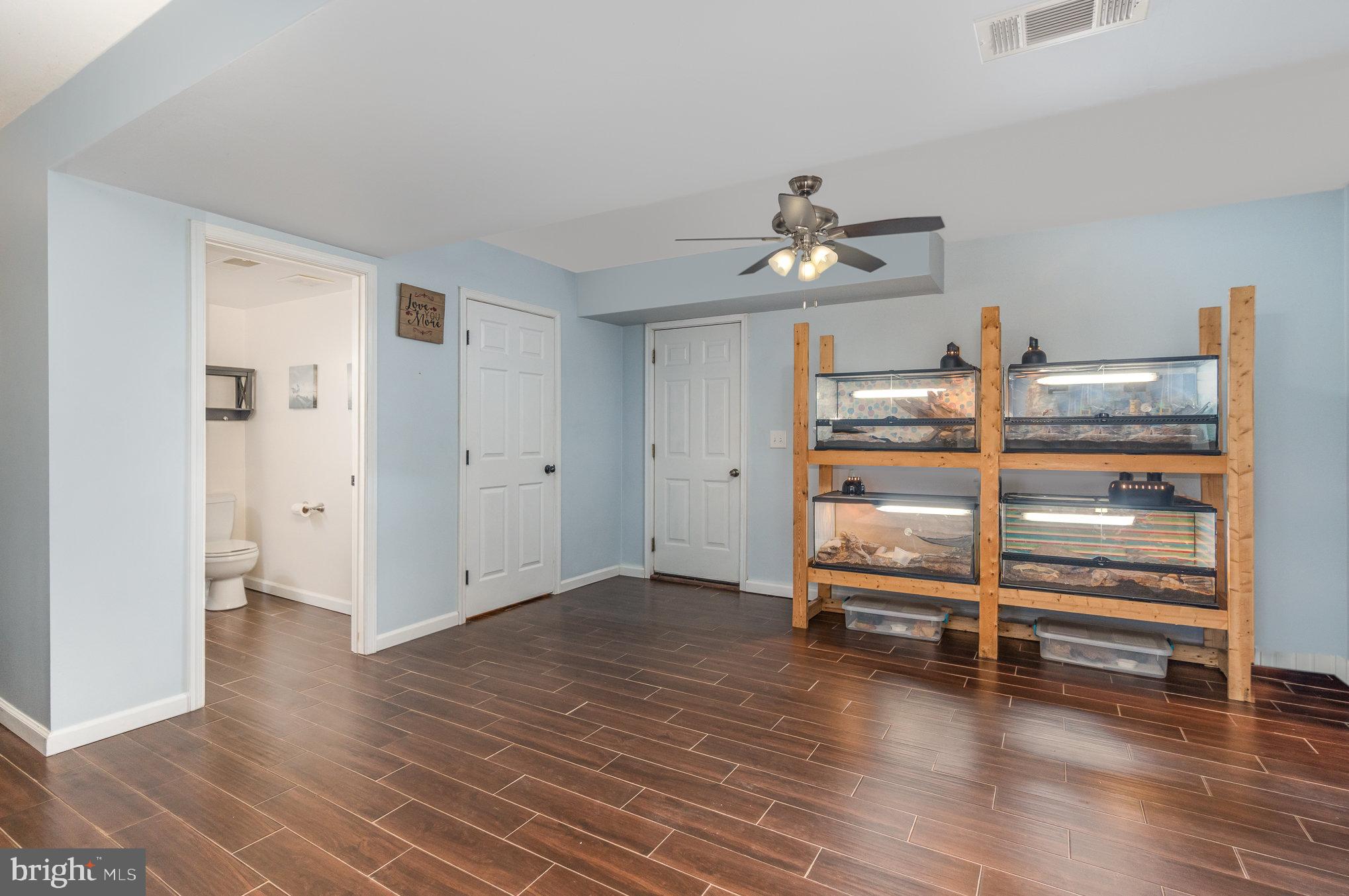 1826 Stoverstown Road Spring Grove, PA 17362 - Photo 32 of 55 Den