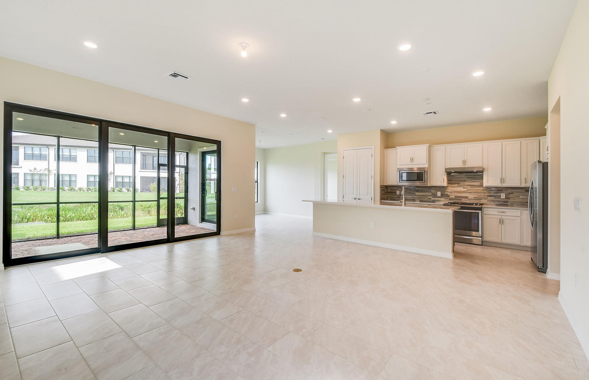 21982 Canadensis Circle Boca Raton, FL 33428 - Photo 7 of 30 21982PassifloraWay_06