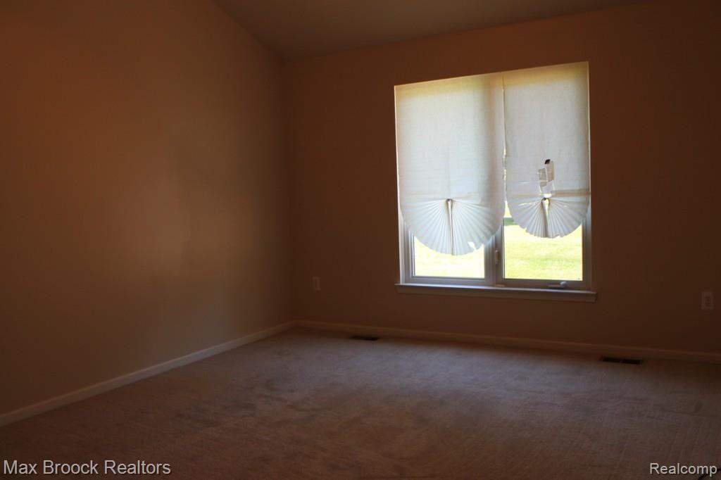 37311 Ryan Road, Unit 9 Sterling Heights, MI 48310 - Photo 16 of 29 Ryan 37311 023.jpg
