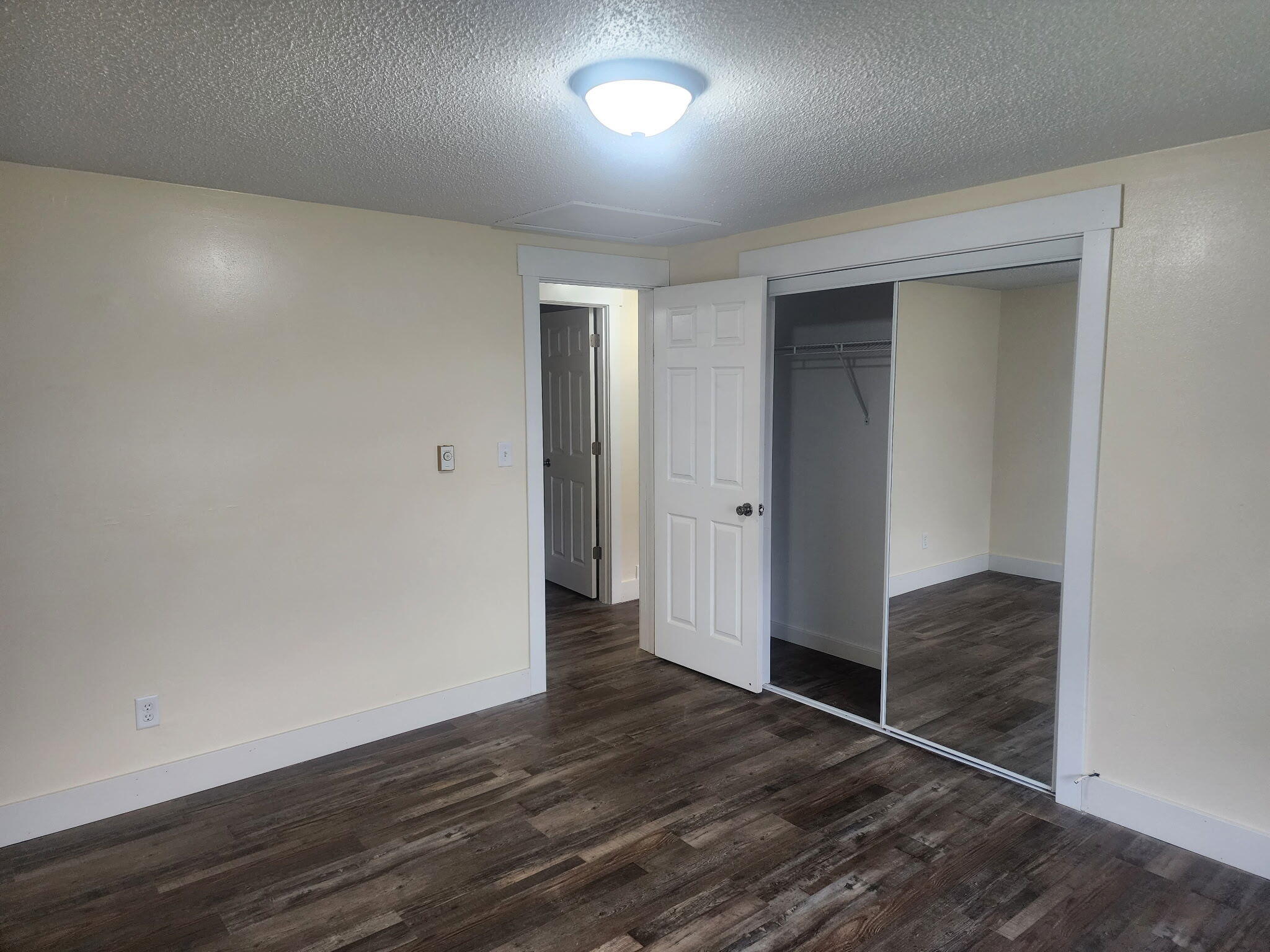 3010-3012 North Marion Road La Crosse, WI 54601 - Photo 4 of 6 Marion #3