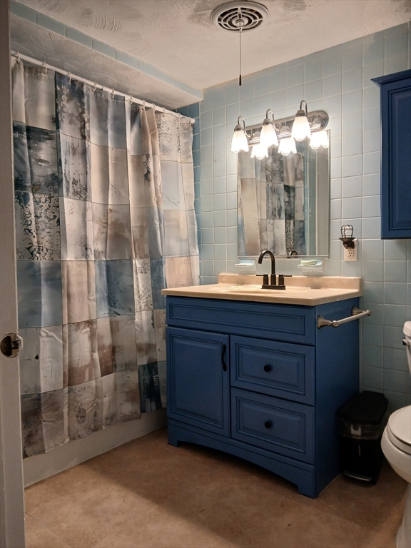 168 Fulton Street, Unit 3 Fall River, MA 02720 - Photo 8 of 8