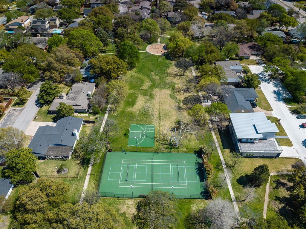 15721 Mapleview Circle Dallas, TX 75248 - Photo 39 of 40