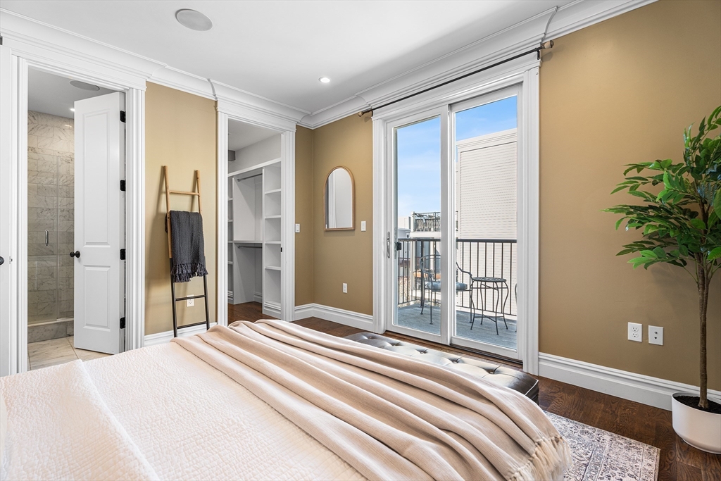 9 M Street, Unit 5 Boston, MA 02127 - Photo 12 of 29 Gallery Image 12