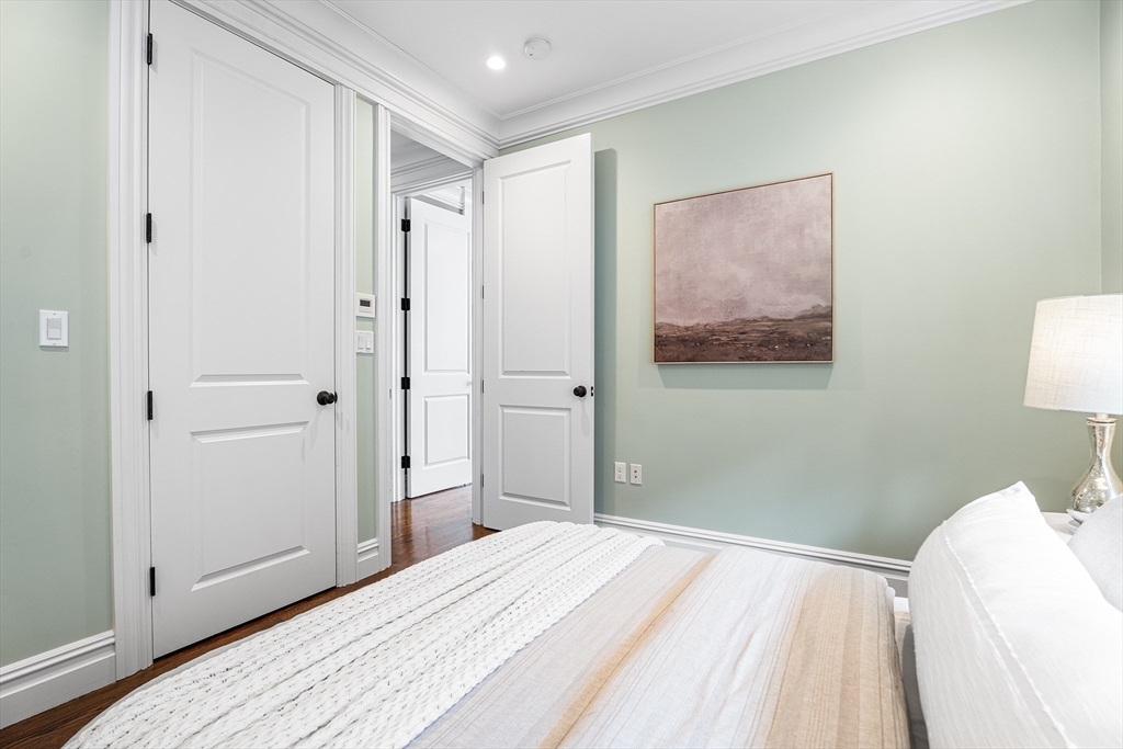 9 M Street, Unit 5 Boston, MA 02127 - Photo 18 of 29 Gallery Image 18