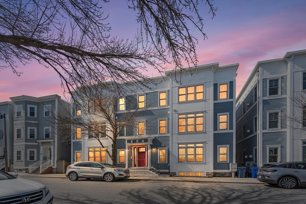 9 M Street, Unit 5 Boston, MA 02127 - Photo 3 of 29 Gallery Image 3
