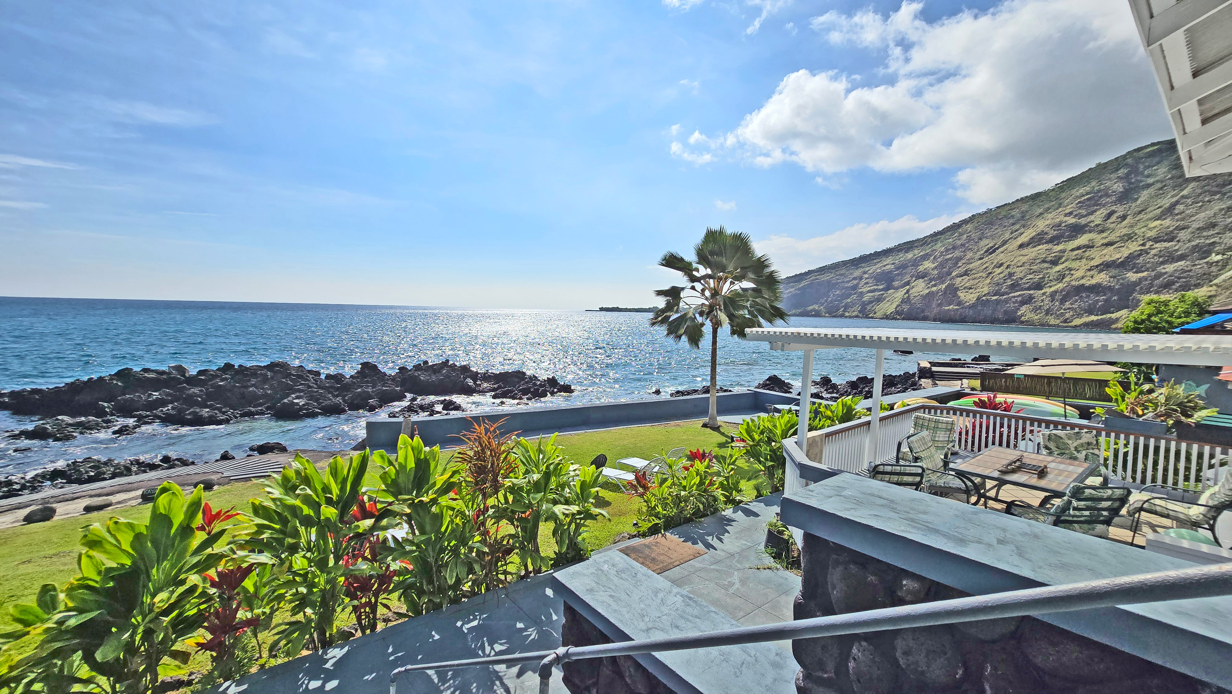 82-6047 Puuhonua Road Captain Cook, HI 96704 - Photo 10 of 25 a view of a terrace