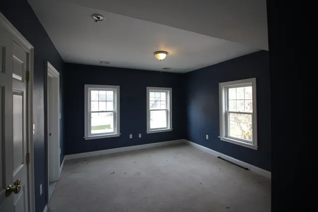 $2,950 | 4 Wilson Street, Unit LEFT, Billerica, MA 01862