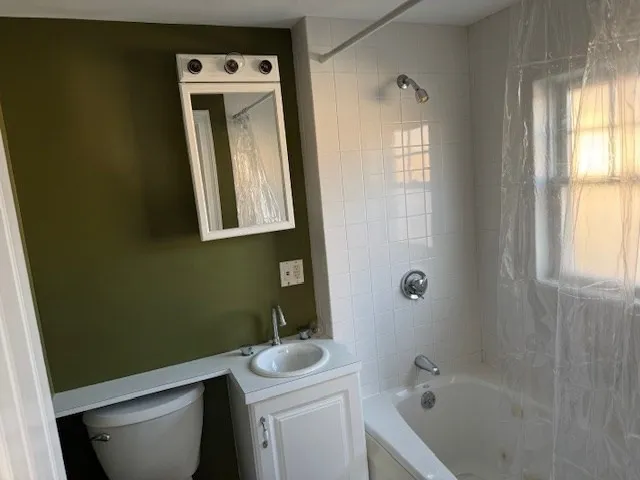 $2,950 | 4 Wilson Street, Unit LEFT, Billerica, MA 01862