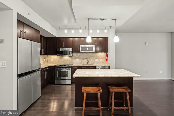 $2,800 | 1025 First Street Southeast, Unit 901, Washington, DC 20003