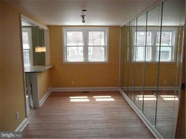 7336 Brookhaven Road Philadelphia, PA 19151 - Photo 8 of 21 Dining Room