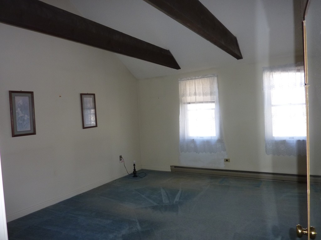 48 Victoria Heights Road, Unit 48 Boston, MA 02136 - Photo 5 of 9