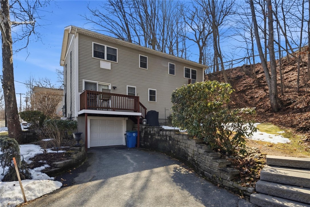 131 New River Road Lincoln, RI 02838 - Photo 7 of 31
