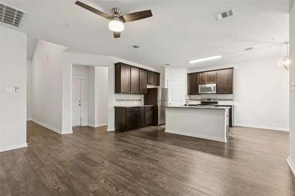 $2,088 | 1200 10th Street, Unit 1003, Pflugerville, TX 78660