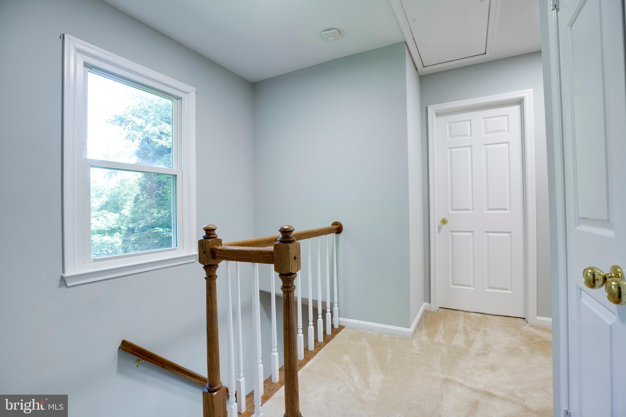 160 Washington Street Occoquan, VA 22125 - Photo 14 of 30 a view of a livingroom with a window