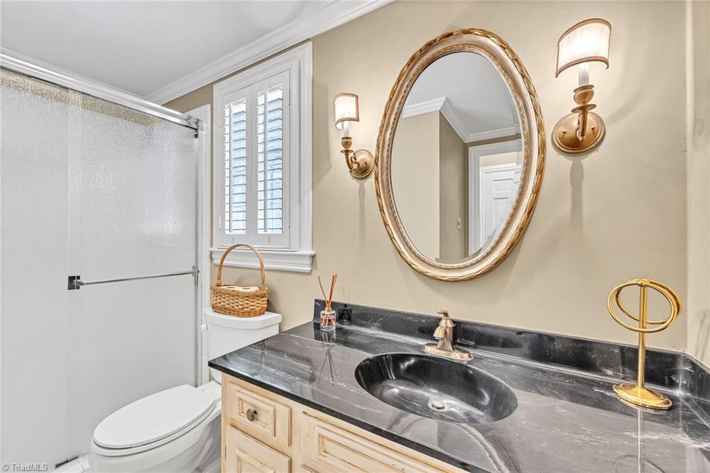 978 Nottingham Road High Point, NC 27262 - Photo 18 of 47 Gallery Image 18