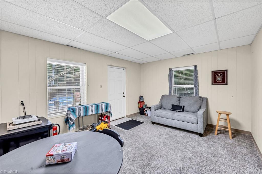 978 Nottingham Road High Point, NC 27262 - Photo 27 of 47 Gallery Image 27