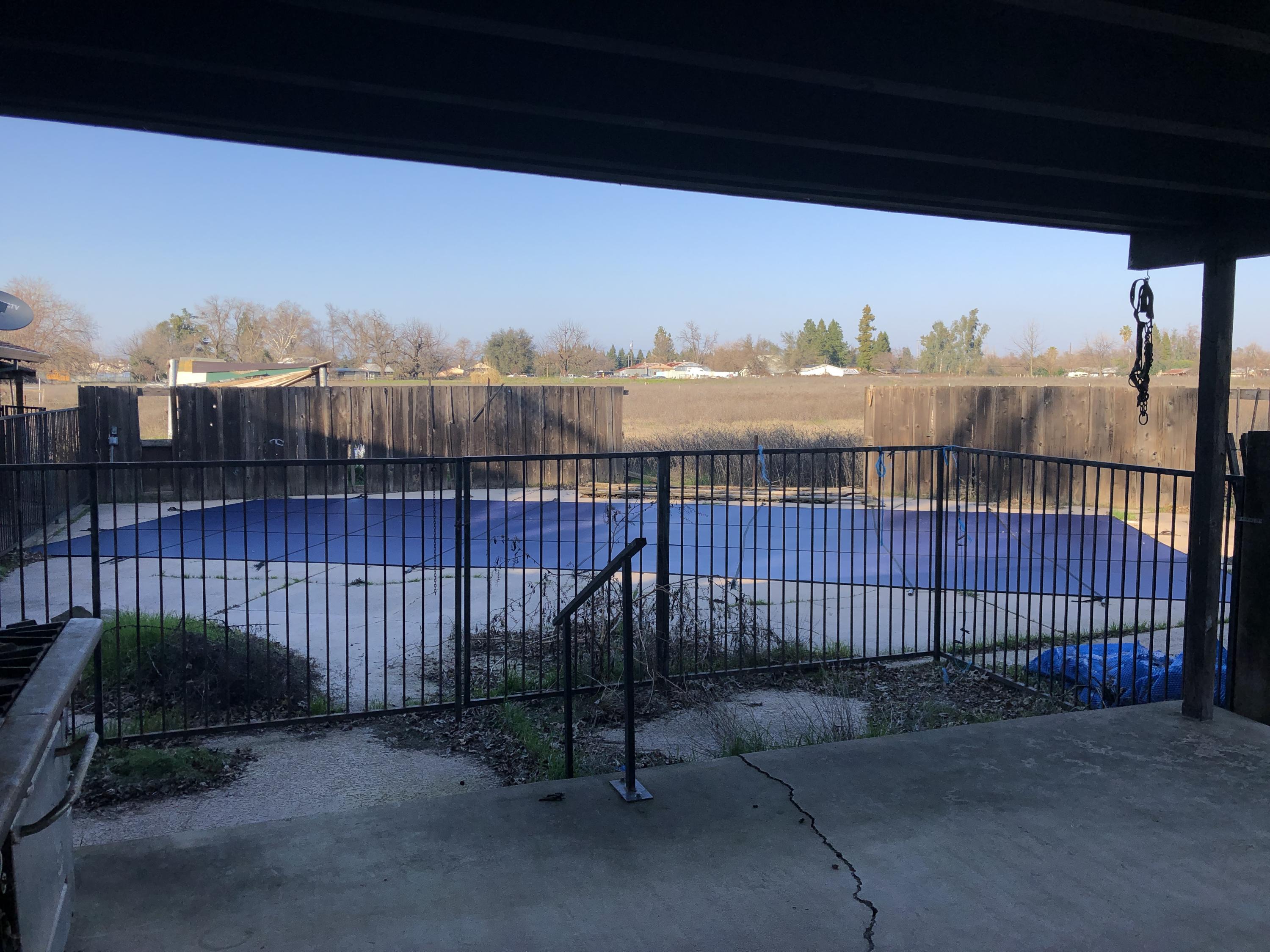 19586 Clover Road Redding, CA 96002 - Photo 6 of 12 IMG_2403