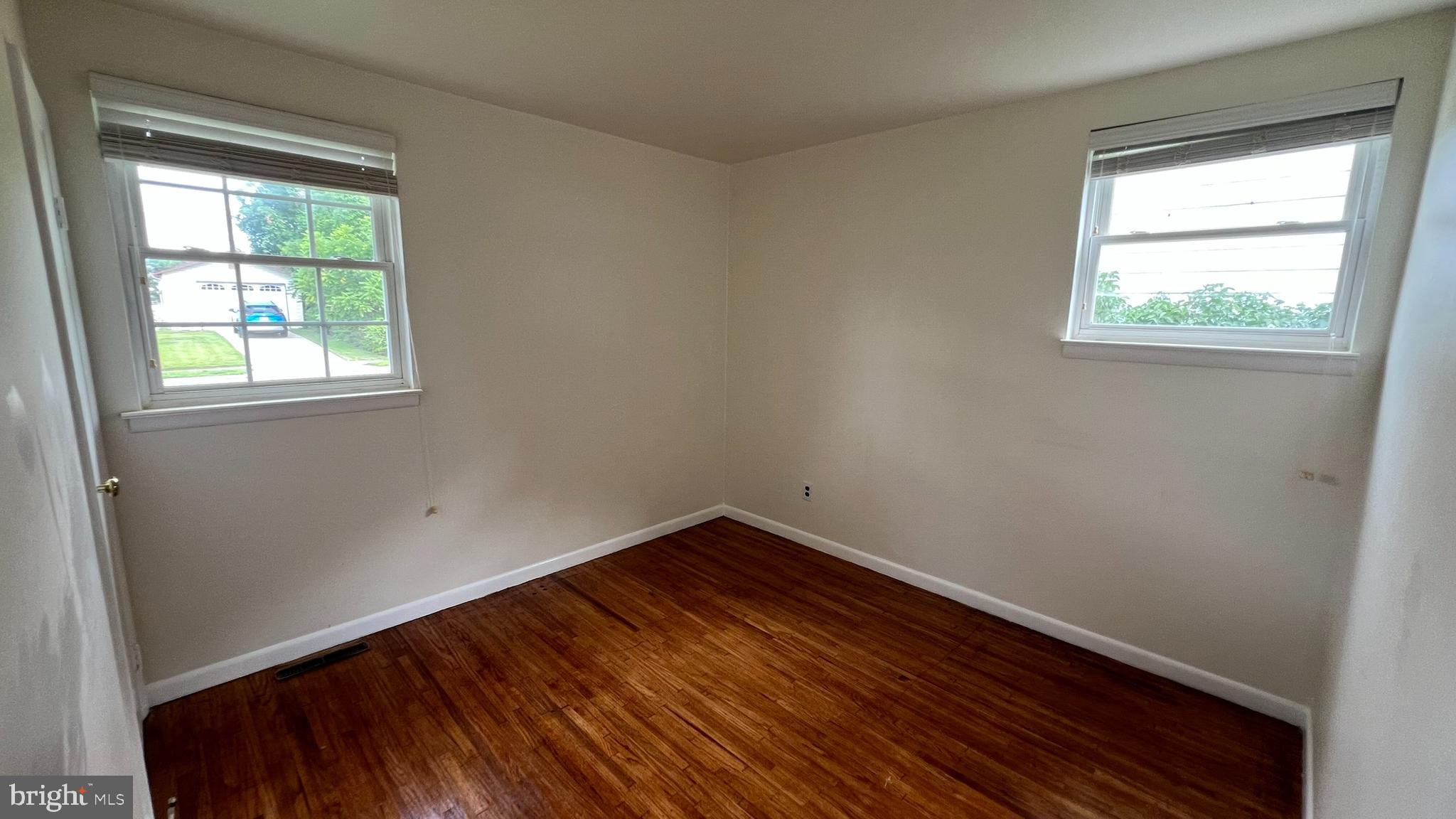 227 Somerset Road Deptford, NJ 08096 - Photo 18 of 31
