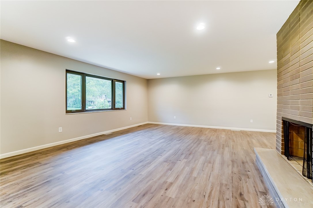 3974 Rexford Road Beavercreek, OH 45430 - Photo 11 of 76 Gallery Image 11