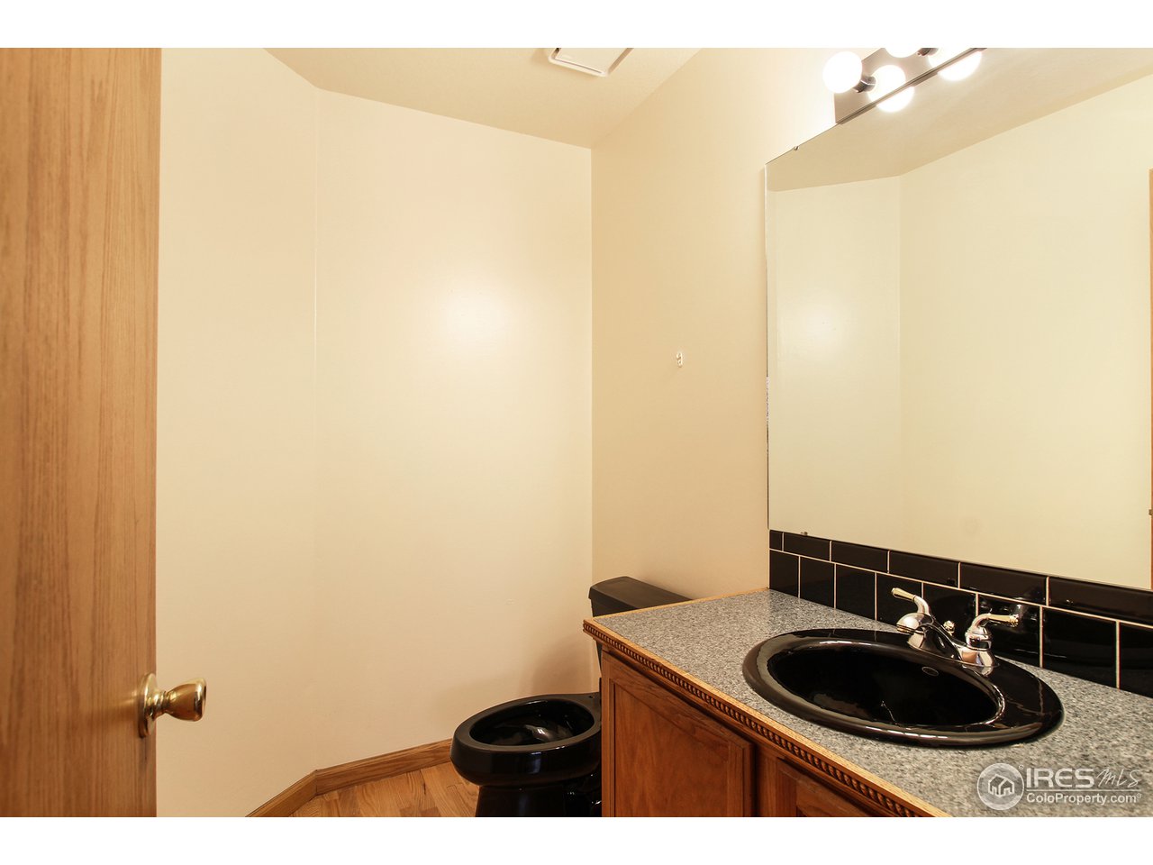 1807 Rutledge Court Fort Collins, CO 80526 - Photo 12 of 26 Gallery Image 12
