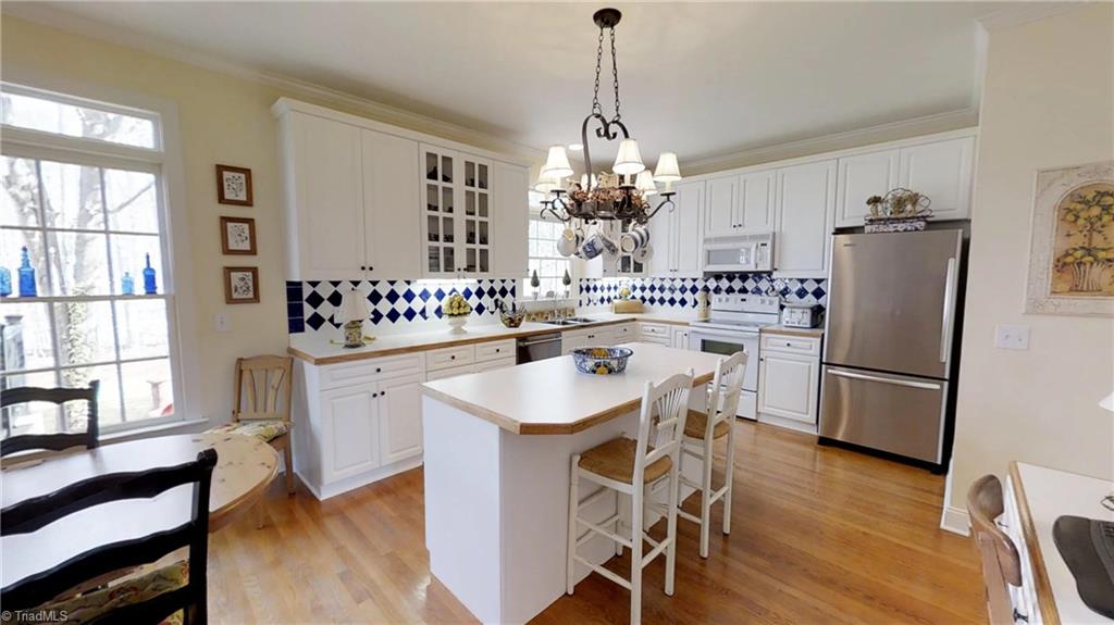 8406 Case Ridge Drive Oak Ridge, NC 27310 - Photo 11 of 26