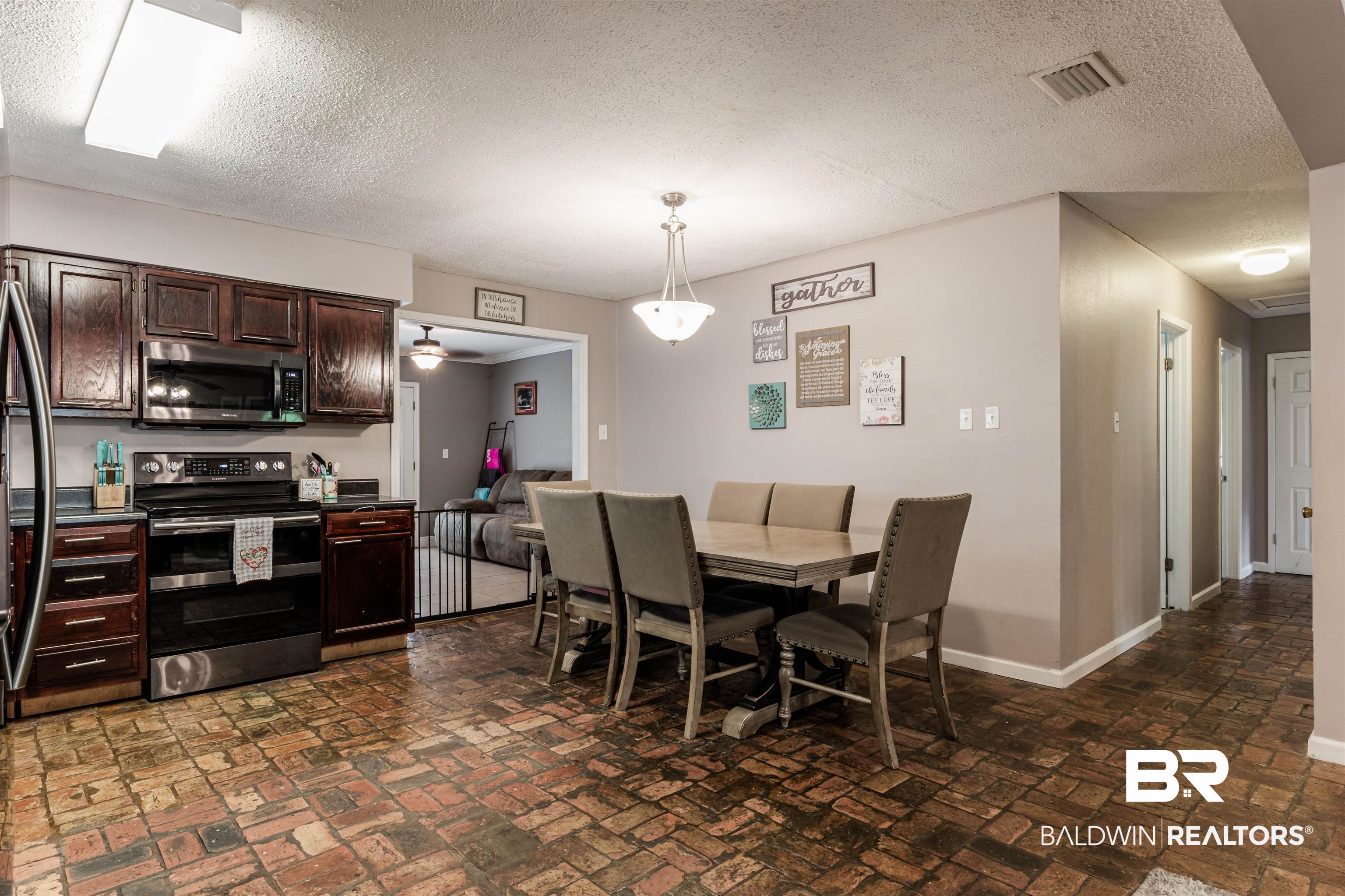11233 Old Moffat Road Wilmer, AL 36587 - Photo 9 of 33