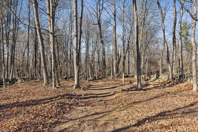 $199,999 | 454 North Parish Road, Turner, ME 04282