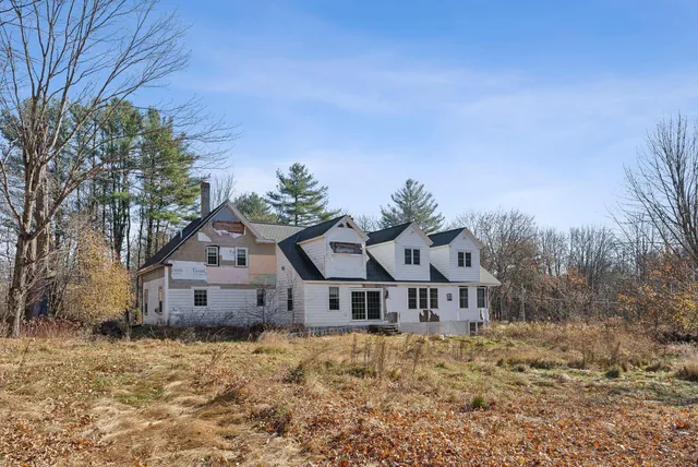 $199,999 | 454 North Parish Road, Turner, ME 04282