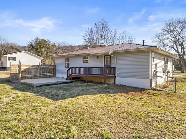 $279,000 | 135 Cedar Point Lane, South Pittsburg, TN 37380