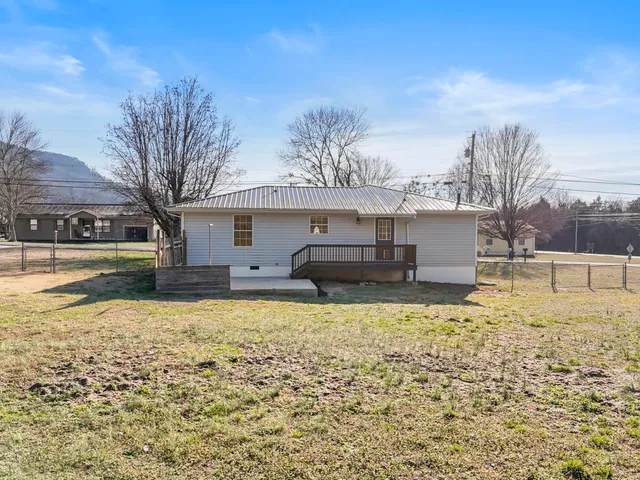 $279,000 | 135 Cedar Point Lane, South Pittsburg, TN 37380