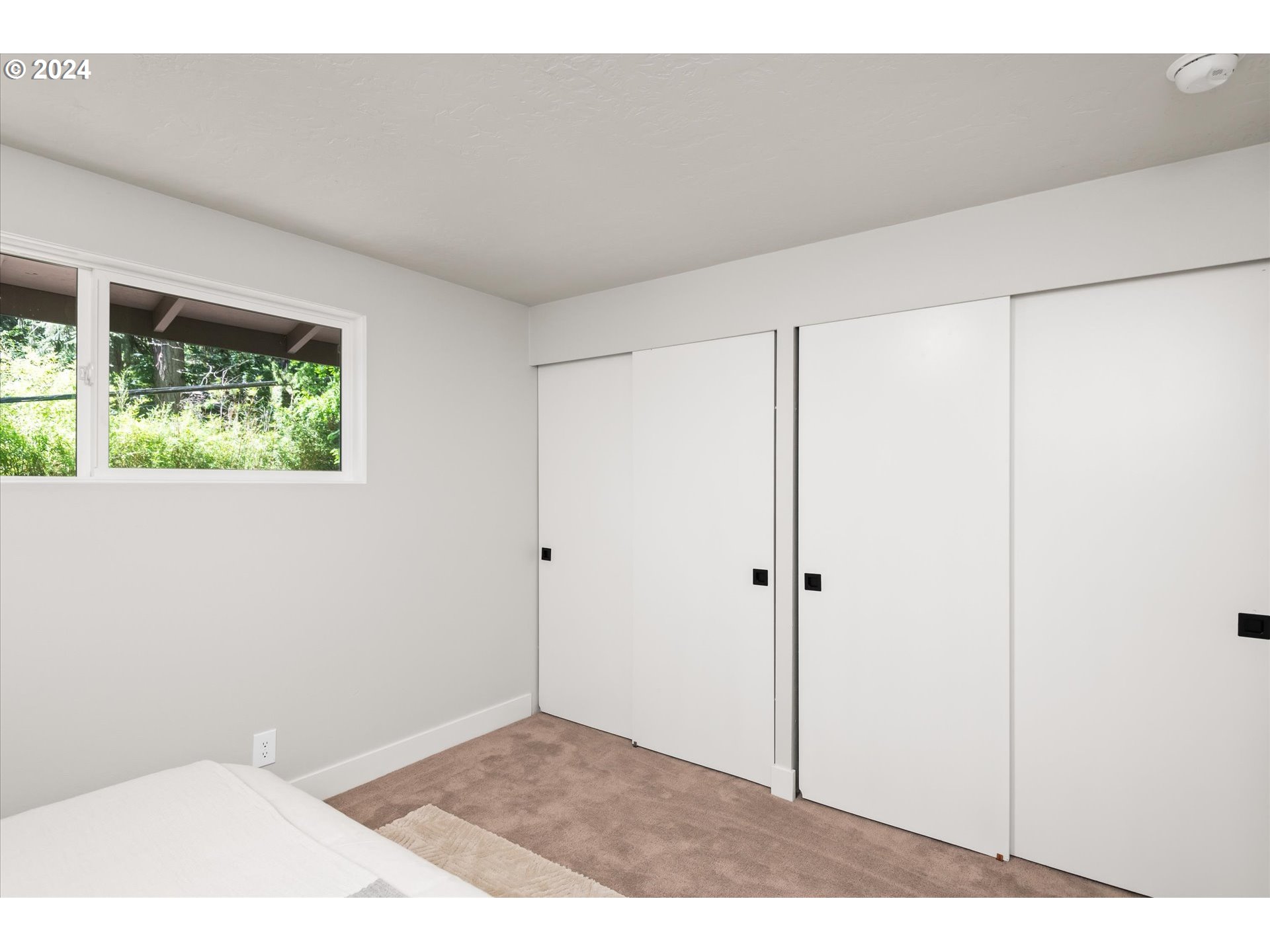 70 Coachman Drive Eugene, OR 97405 - Photo 16 of 43 a view of an empty room