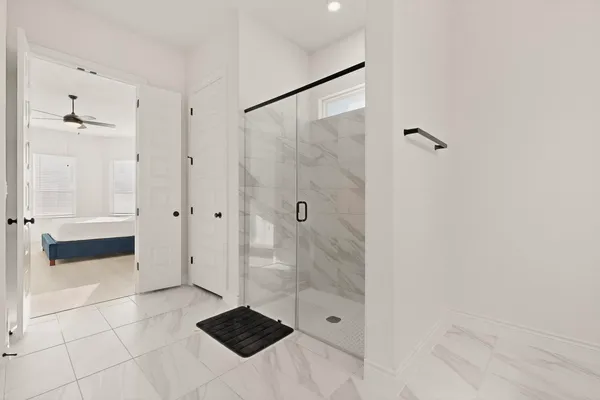 $3,200 | 2121 Lolo Lane, Leander, TX 78641