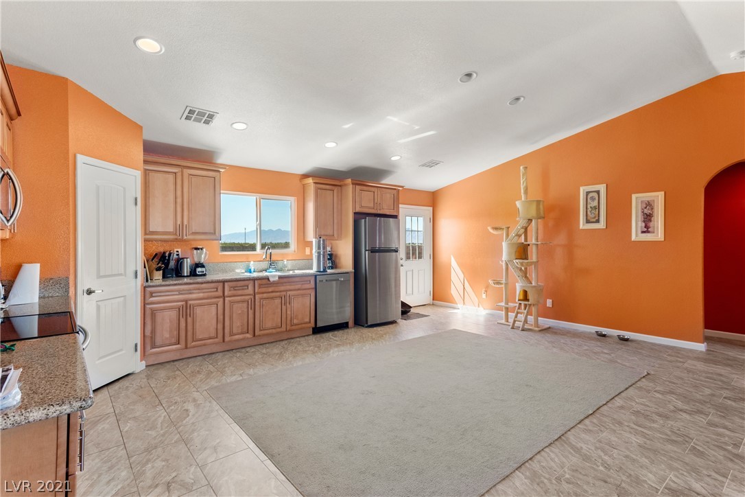 3709 North Mayfield Ranch Road Pahrump, NV 89060 - Photo 11 of 31 Gallery Image 11