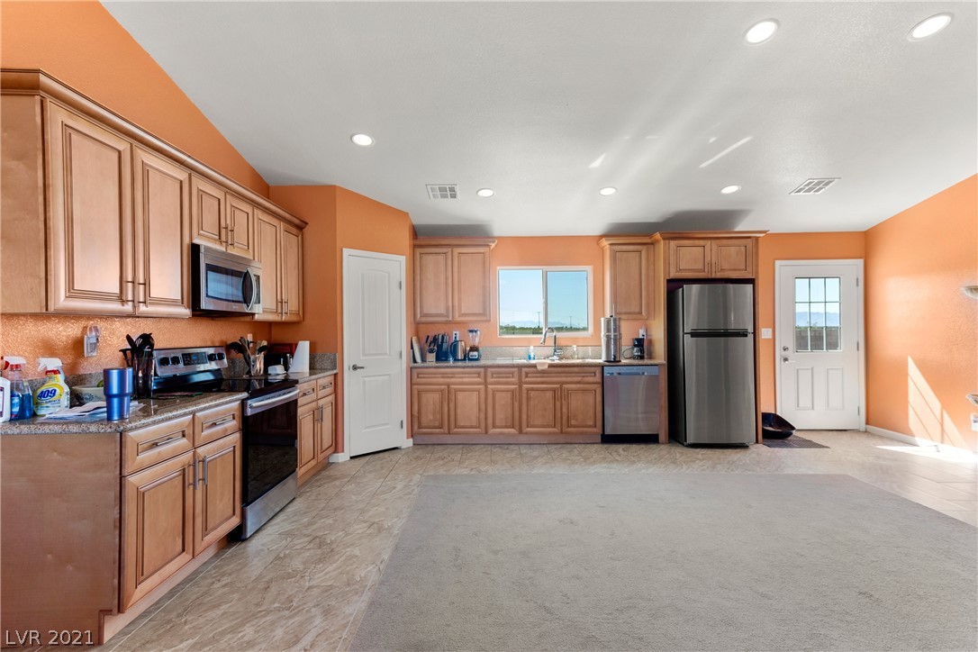 3709 North Mayfield Ranch Road Pahrump, NV 89060 - Photo 9 of 31 Gallery Image 9