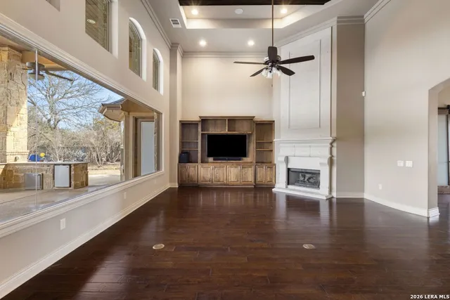 $1,296,000 | 432 Redland Drive, Spring Branch, TX 78070