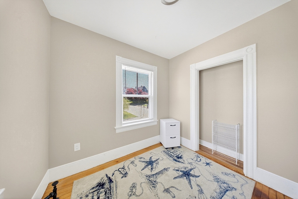 710 High Street Fall River, MA 02720 - Photo 27 of 37